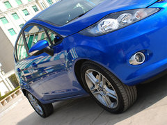 2010款 三厢 1.5L 自动 光芒限定版