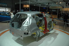2010款 三厢 1.5L 自动 光芒限定版