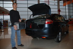 2010款 两厢 1.5L 自动 时尚型限量版