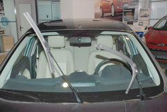 2010款 三厢 1.5L 自动 光芒限定版