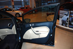 2010款 三厢 1.5L 自动 光芒限定版