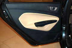 2010款 三厢 1.5L 自动 光芒限定版