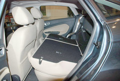 2010款 三厢 1.5L 自动 光芒限定版
