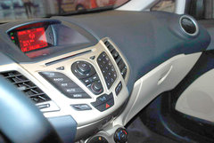 2010款 三厢 1.5L 自动 光芒限定版