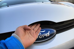 2010款 三厢 1.5L 自动 光芒限定版