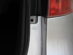 2010款 三厢 1.5L 自动 光芒限定版