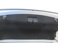 2010款 三厢 1.5L 自动 光芒限定版