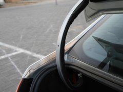 2010款 三厢 1.5L 自动 光芒限定版