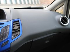 2010款 三厢 1.5L 自动 光芒限定版