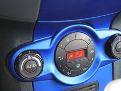 2010款 三厢 1.5L 自动 光芒限定版