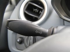 2010款 三厢 1.5L 自动 光芒限定版