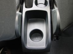 2010款 三厢 1.5L 自动 光芒限定版