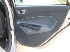 2010款 三厢 1.5L 自动 光芒限定版
