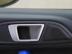 2010款 三厢 1.5L 自动 光芒限定版