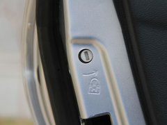 2010款 三厢 1.5L 自动 光芒限定版