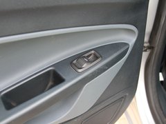 2010款 三厢 1.5L 自动 光芒限定版