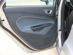 2010款 三厢 1.5L 自动 光芒限定版