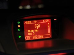 2010款 三厢 1.5L 自动 光芒限定版