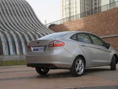 2010款 三厢 1.5L 自动 光芒限定版