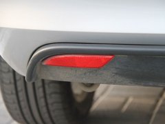 2010款 三厢 1.5L 自动 光芒限定版