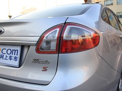 2010款 三厢 1.5L 自动 光芒限定版