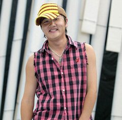 2008款 6.2 自动 5座