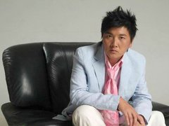 2008款 6.2 自动 5座