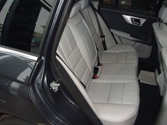 2011款 GLK300 3.0L 豪华型 5座