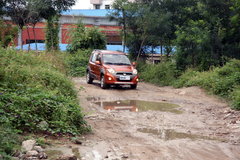2010款 1.3L 手动 舒适型 四驱