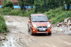 2010款 1.3L 手动 舒适型 四驱