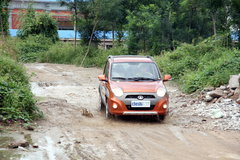 2010款 1.3L 手动 舒适型 四驱