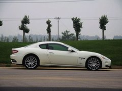 2009款 4.7 自动 S Automatic