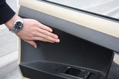 2009款 1.3L 自动 灵动版