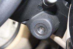 2009款 1.3L 自动 灵动版