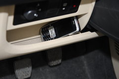2009款 1.3L 自动 灵动版