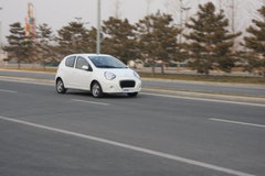 2009款 1.3L 自动 灵动版