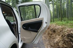 2009款 1.3L 自动 灵动版