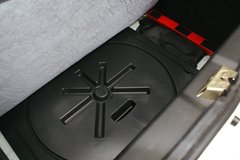2009款 1.3L 自动 灵动版