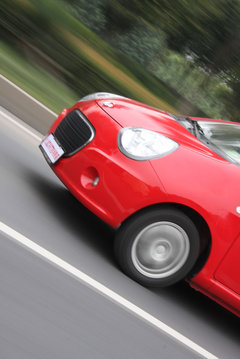 2009款 1.0L 手动 灵动版