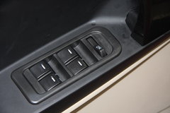 2009款 1.0L 手动 灵动版