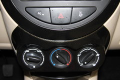 2009款 1.0L 手动 灵动版