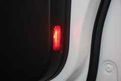2010款 2.0T FSI 运动款 5座