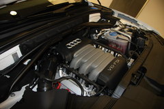 2010款 2.0T FSI 运动款 5座