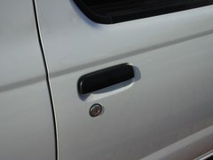 2008款 2.5L 手动 国Ⅲ 汽油两驱标准型