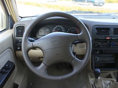 2008款 2.5L 手动 国Ⅲ 汽油两驱标准型