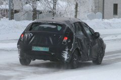 2010款 两厢 2.0L 自动 时尚型
