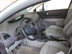 2010款 两厢 2.0L 自动 时尚型