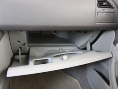 2010款 两厢 2.0L 自动 时尚型