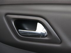 2010款 两厢 2.0L 自动 时尚型