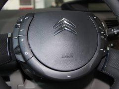 2010款 两厢 2.0L 自动 时尚型